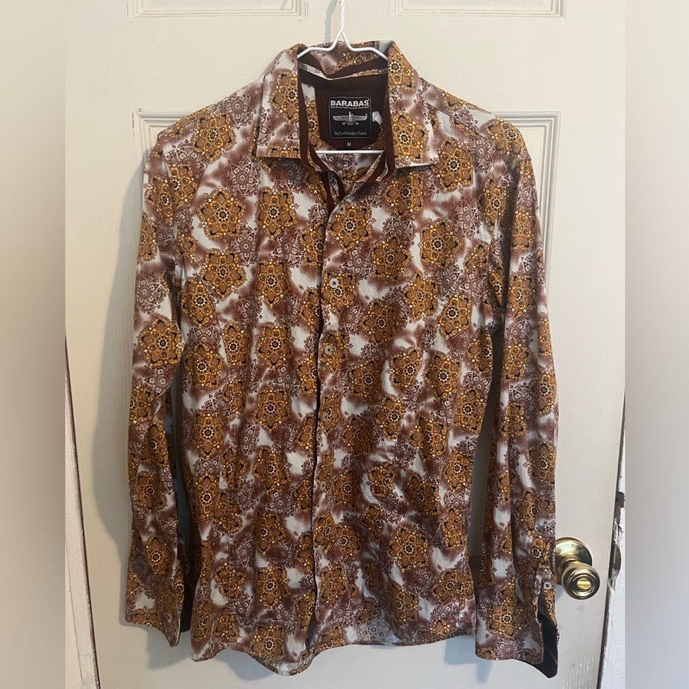 Barabas Men's Casual Brown and Gold Patterned Shirt